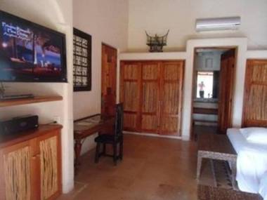 Thompson Zihuatanejo