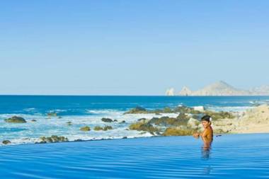 Luxurious Family Suite at Cabo San Lucas