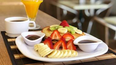 Seven Crown Express & Suites