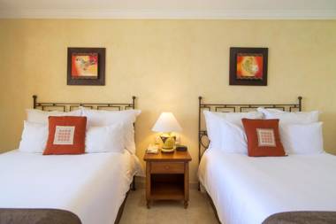 Villa del Arco Beach Resort & Spa