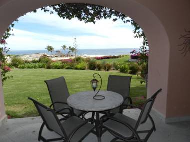 Condominios La Tortuga - Ocean Front