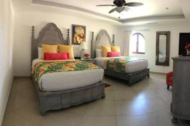 2BR Villa with Great View and Pool