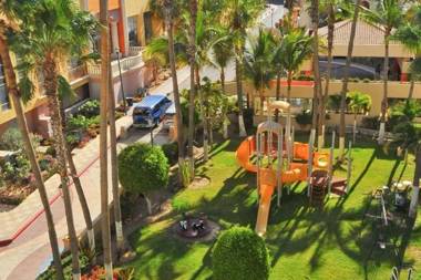 Luxury Studio Sleeps 4 w/ Amazing Pools in Cabo