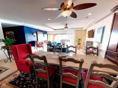 2BR Villa with Amazing view - Hacienda Encantada