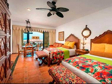 3 Spacious Luxury 2BR w Nice View in Cabo