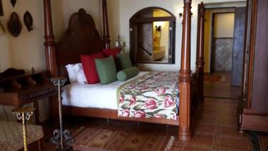 Two Luxury 2BR Suites with Great View in Cabo