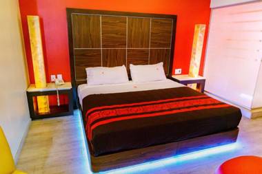 Plutarco Suites