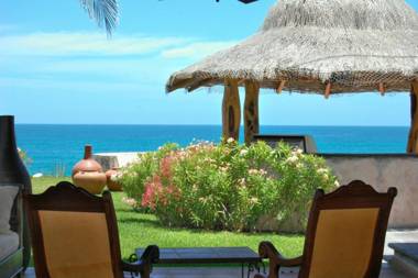 Villa Estero Flawless Oasis Steps from Sea of Cortez Sleeps 10