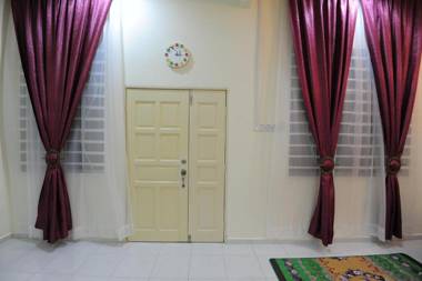 Luqman Guesthouse