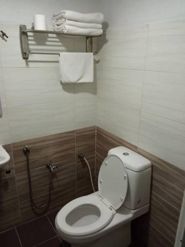 Room V @ Jalan Megat