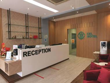 Cel Hotel