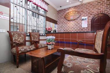 Rose Cottage Hotel Taman Perling