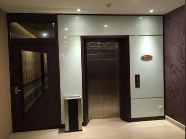 Hotel Zamburger Legenda