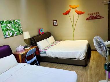 OYO 90231 Hotel By The Park Plt