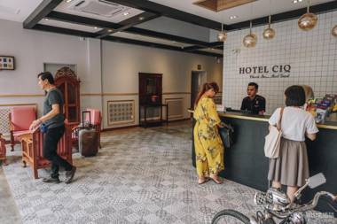 HOTEL CIQ JALAN TRUS