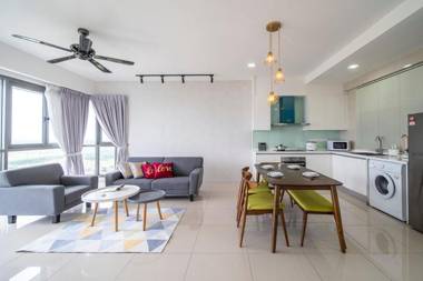 Iskandar Residence Modern 2bed Pool Resort Home