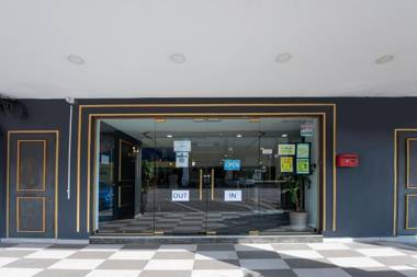 OYO 90403 North City Hotel