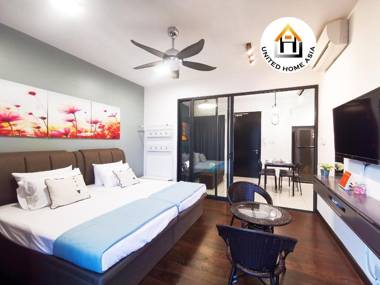 Almas suites balcony WIFI C09 by JBcity Home