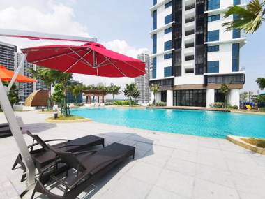 Almas Deluxe Suites (WIFI-#3) by JBcity Home