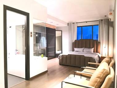 Baby & kids friendly JB CIQ Romantic Duplex