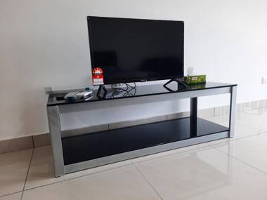 Kempas Indah Studio Homestay