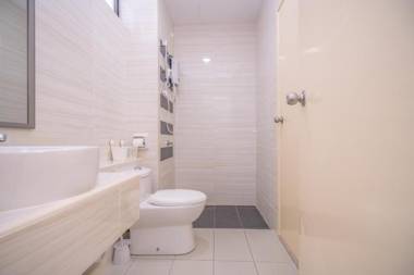 OYO Home 90450 D' Summit Residence 1bhk Yml 2128