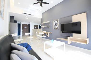 Cozy High-Floor 2BR Apt Near LEGOLAND