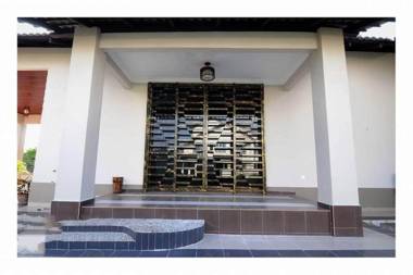 OYO Home 90448 Nurbayu Guest House