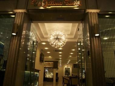 De Galleria Hotel