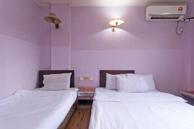 OYO 89625 Bilton Inn