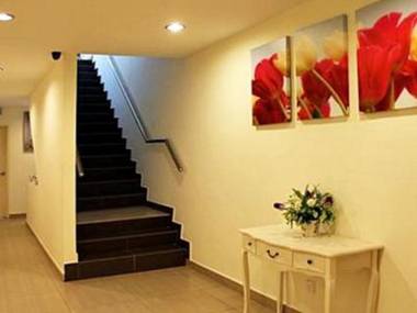 One Hotel Lintas Jaya