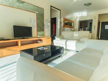 KK Vacation Apartments@Marina Court Resort Condominium