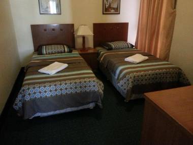 T & H Vacation Condo @Marina Court