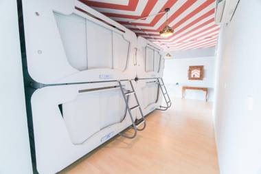 Seaview Capsule Hotel