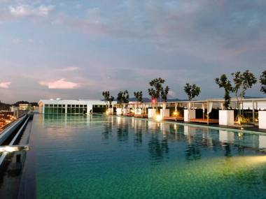 Utopian Homes at Sutera Avenue