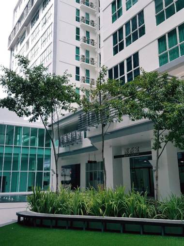 JY Home New and Modern Condo @ Sutera Avenue