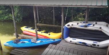 gayang friendly water house homestay