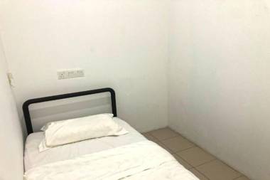 SPOT ON 90077 Cherry's Lodge