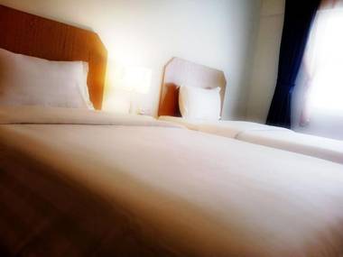 Marine Bay Hotel