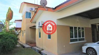 OYO Homes 90300 D'hitech Home