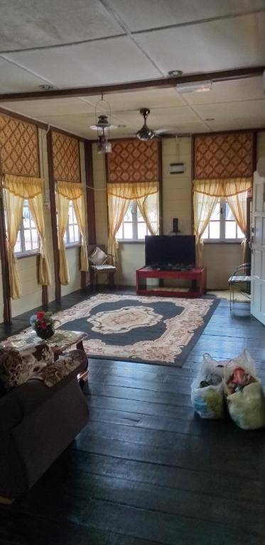 Teratak Opah Kamunting