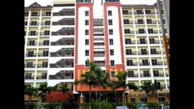 1 BEDROOM Suria Service Apartment