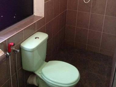 DG One Stop Budget Hotel