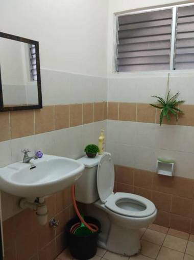 Eira Homestay Lost World Of Tambun M uslim only