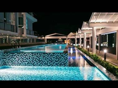 The Octagon Ipoh - home stay