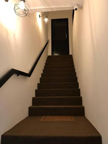 W Boutique Suite-up to 10pax with family karaoke.