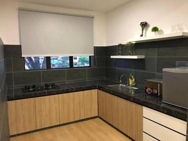 W Boutique Suite-up to 10pax with family karaoke.