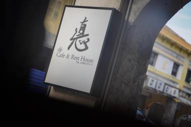 Dé Cafe & Rest House