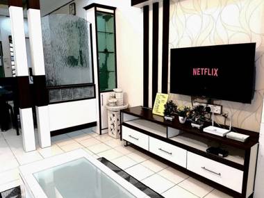 HUZANUR Homestay 1 km to Lost World of Tambun