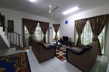 HM Homestay Lahat Station 18 Ipoh 'مسلم'
